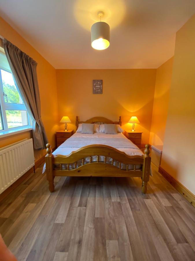 Heather Cottage, Creeslough Extérieur photo